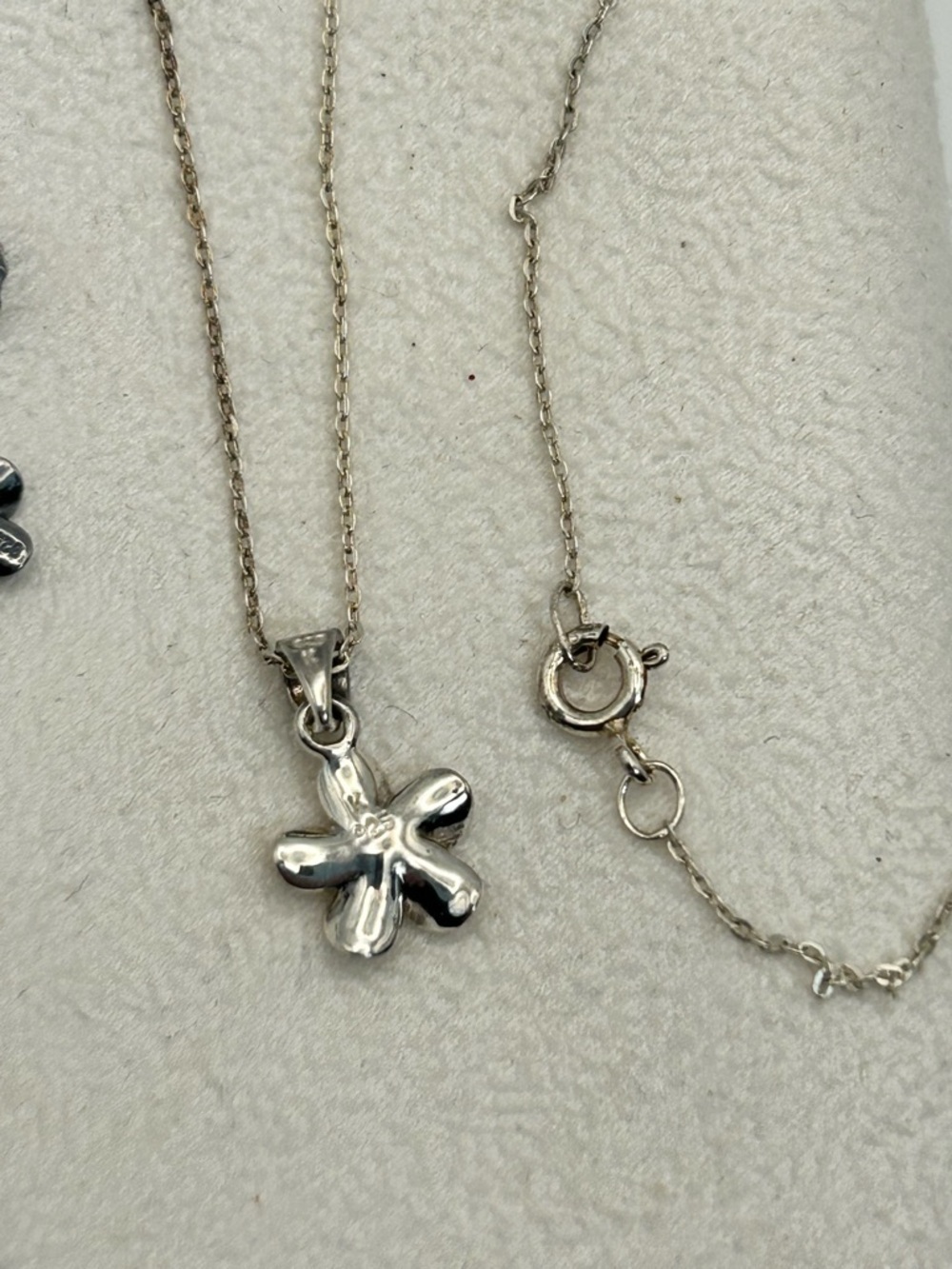 Sterling Silver Plumeria Necklace Earrings Set Stamped 925 Smoky Gray Studs - Picture 12 of 15